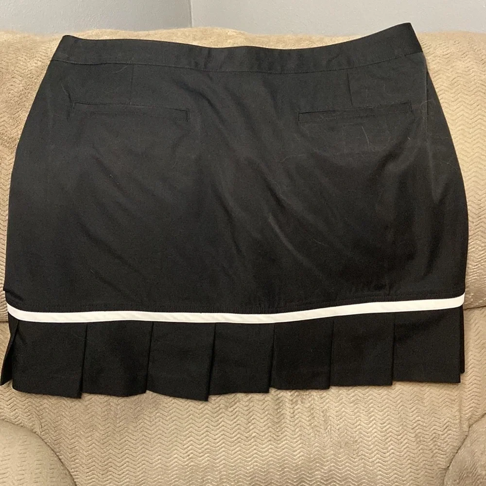 Adidas Skort Skirt With Shorts Attached Stretch Black White 10 - Picture 2 of 7